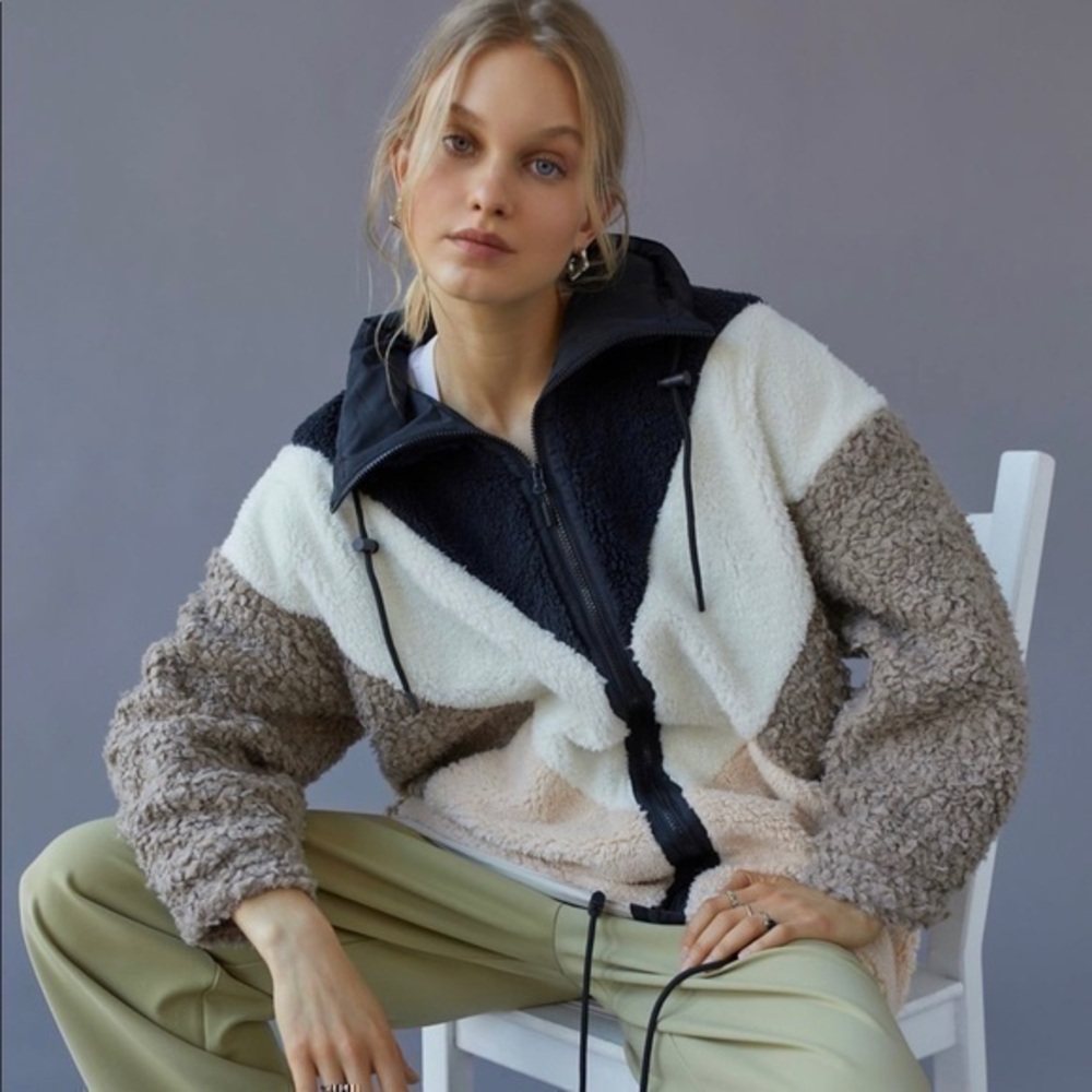 UO Colorblock Powder Parka